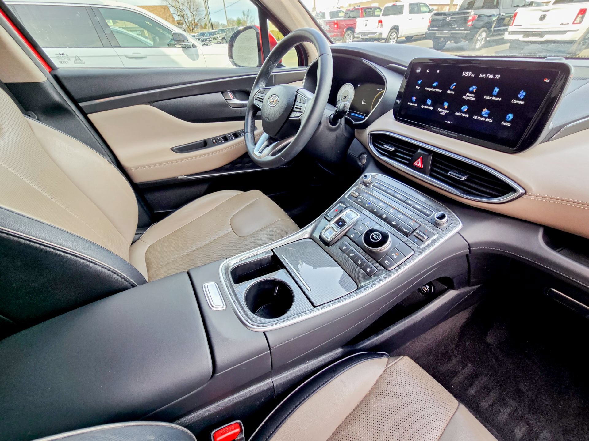 Used 2023 Hyundai Santa Fe Limited w/ Cargo Package FWD image 9