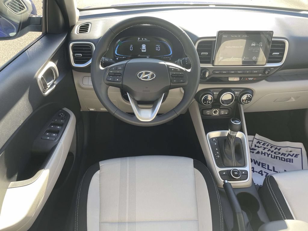 New 2026 Hyundai Venue SEL FWD image 11