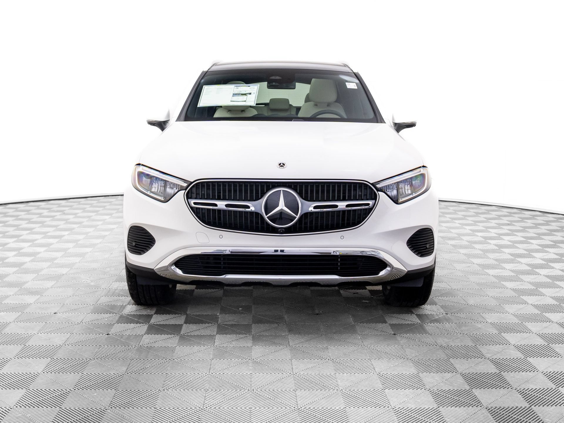 New 2026 Mercedes-Benz GLC 300 4MATIC image 9