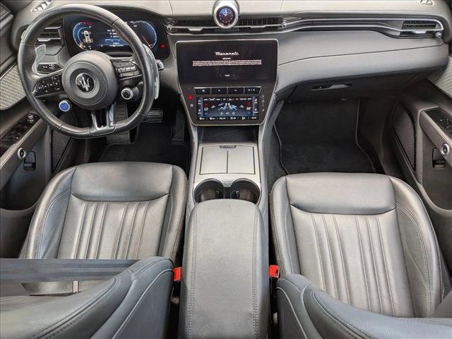 Used 2024 Maserati Grecale GT image 17