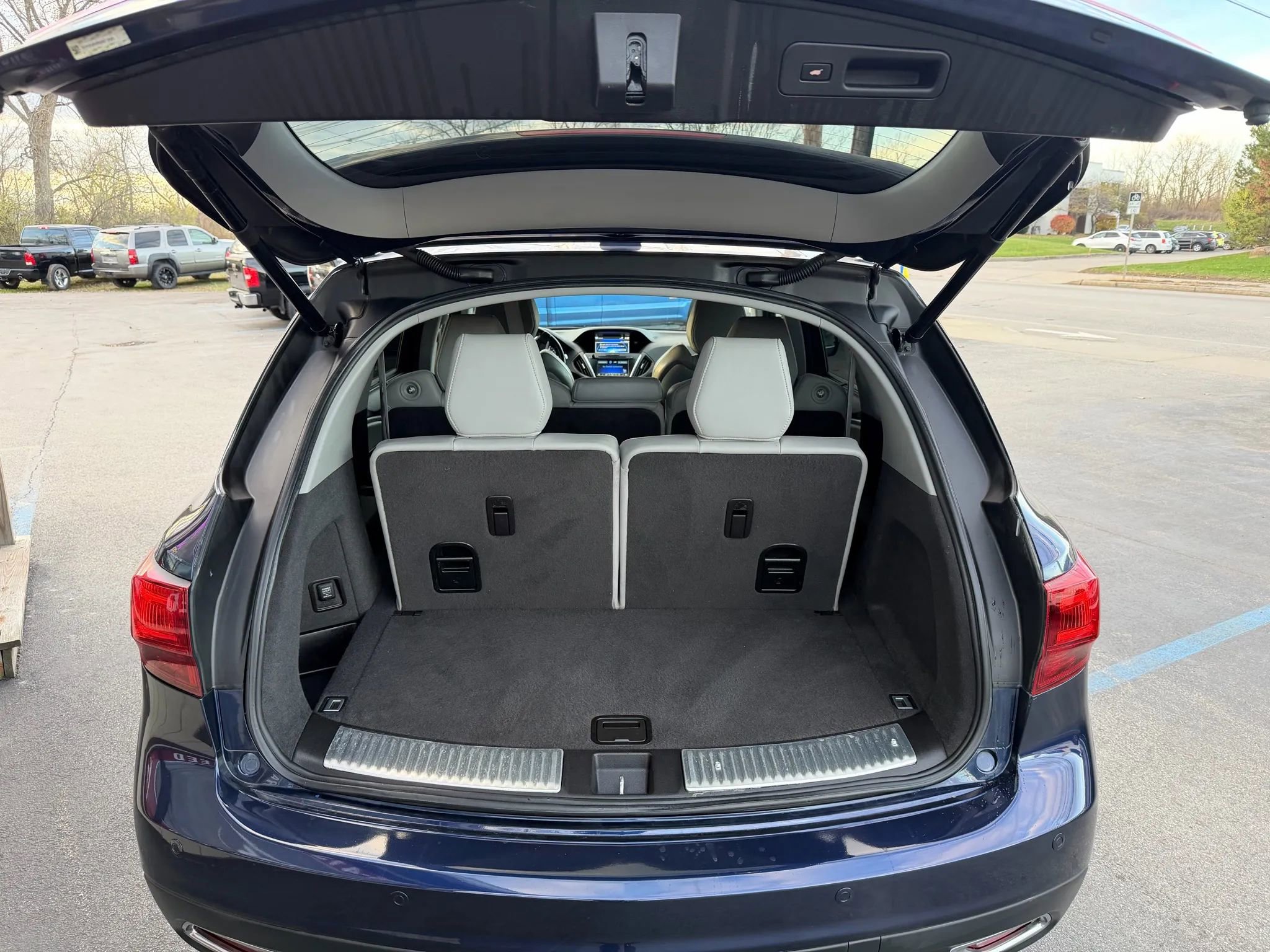 Used 2016 Acura MDX SH-AWD image 6