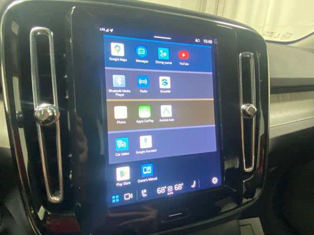 Certified 2025 Volvo XC40 B5 Core AWD/4WD image 22