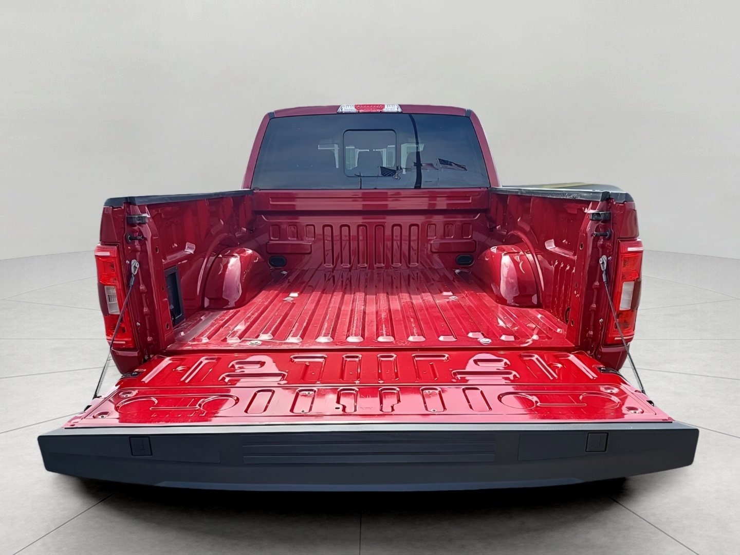 Certified 2022 Ford F150 XLT w/ Equipment Group 302A High image 14