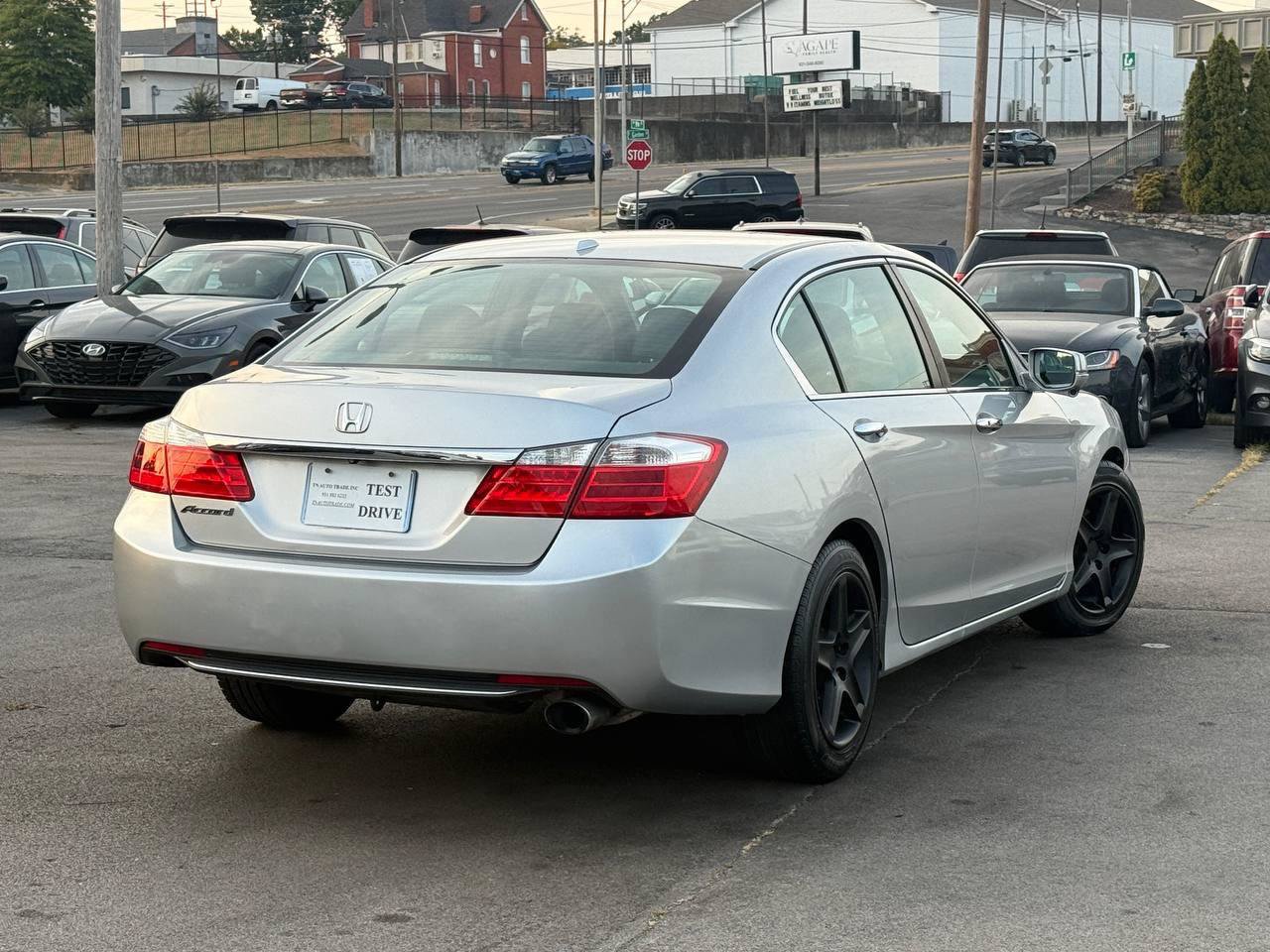Used 2014 Honda Accord EX-L image 2