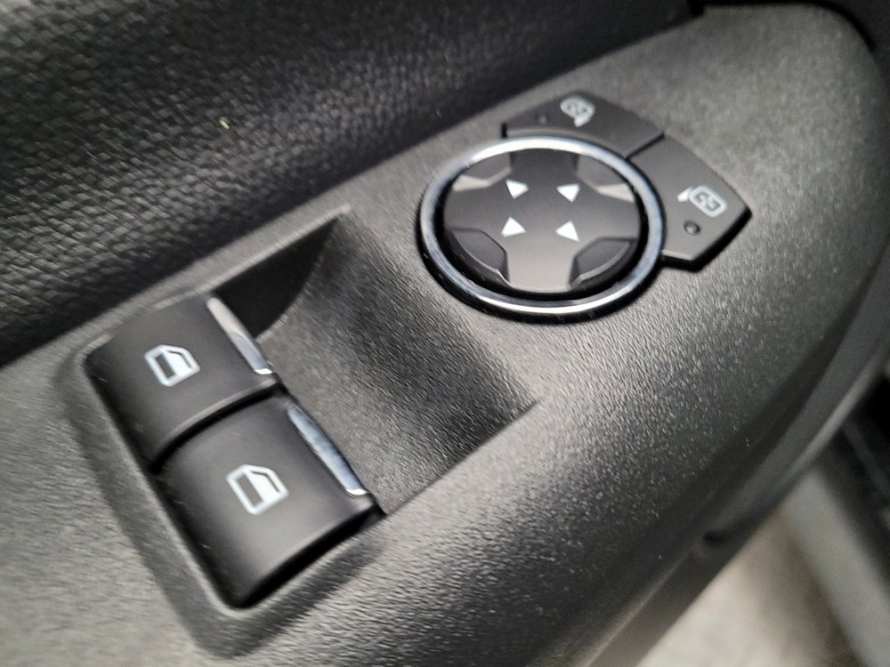 Used 2019 Ford Mustang Coupe image 27