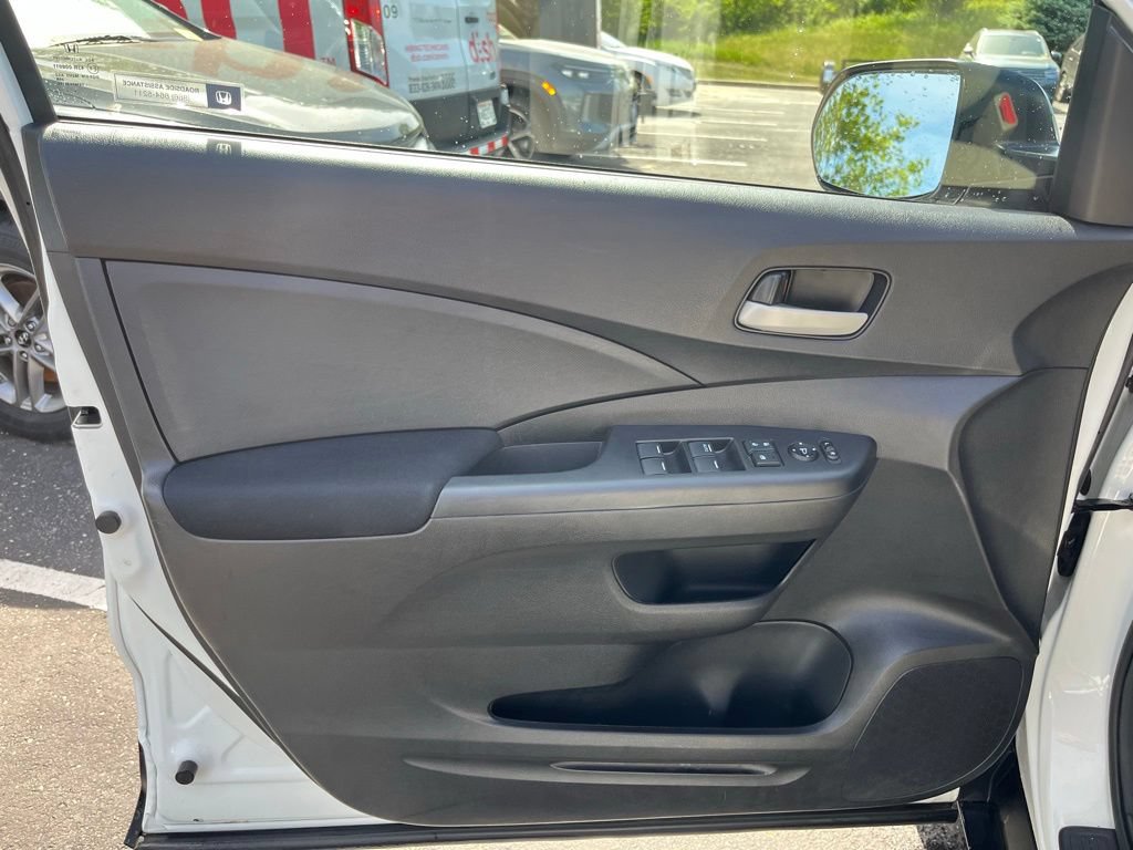Used 2016 Honda CR-V LX image 9