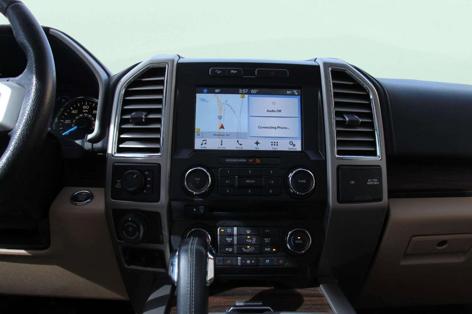 Used 2016 Ford F150 Lariat image 18