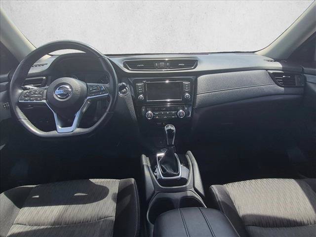 Used 2019 Nissan Rogue SV w/ Premium Package FWD image 12