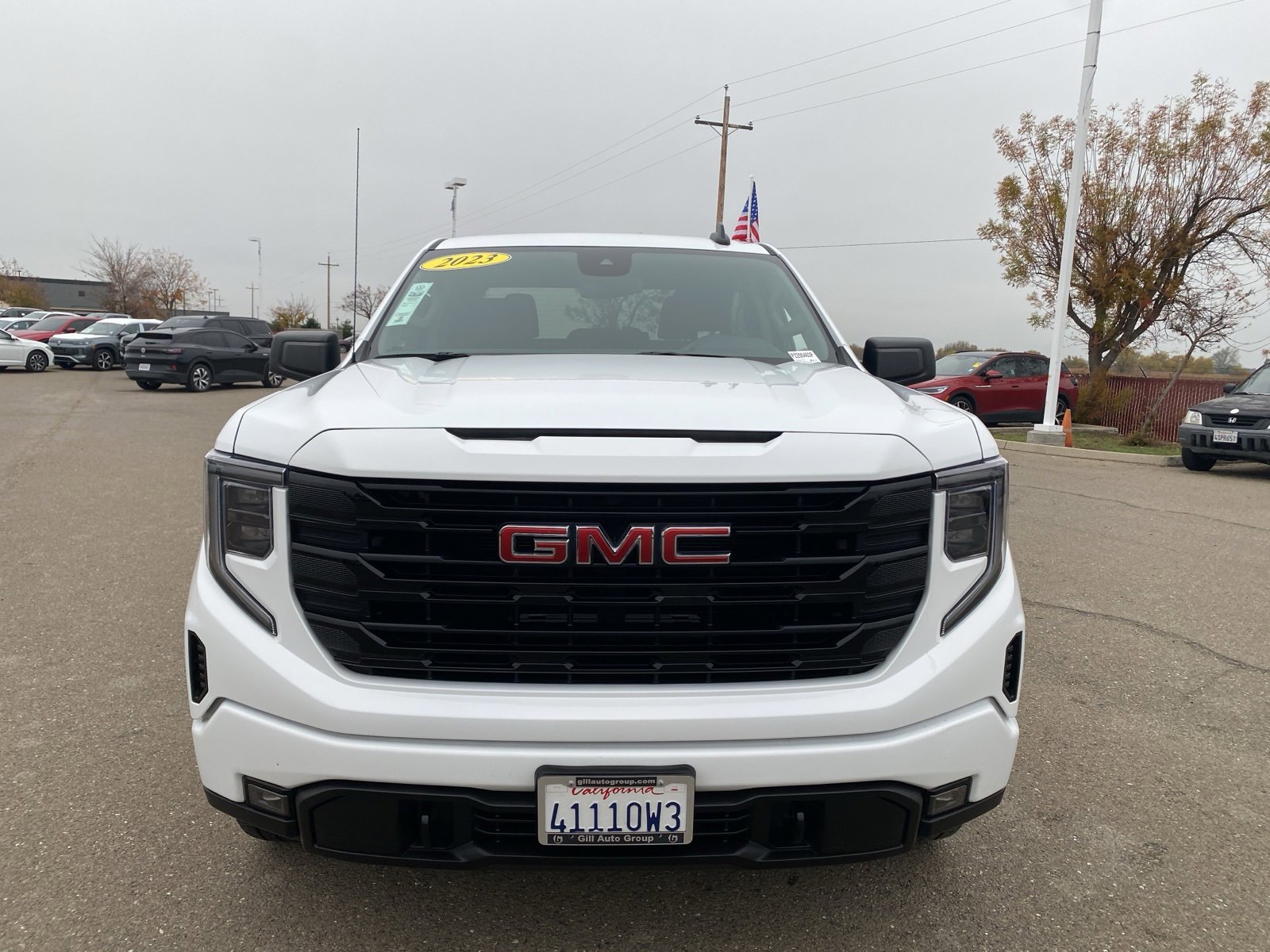 Used 2023 GMC Sierra 1500 Elevation image 2