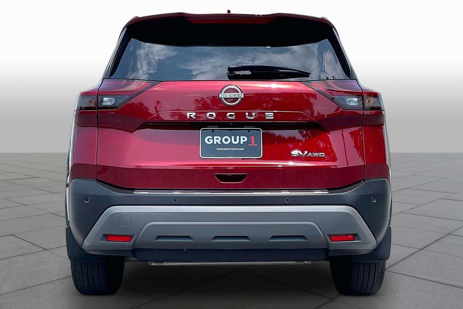 Used 2023 Nissan Rogue SV AWD/4WD image 4