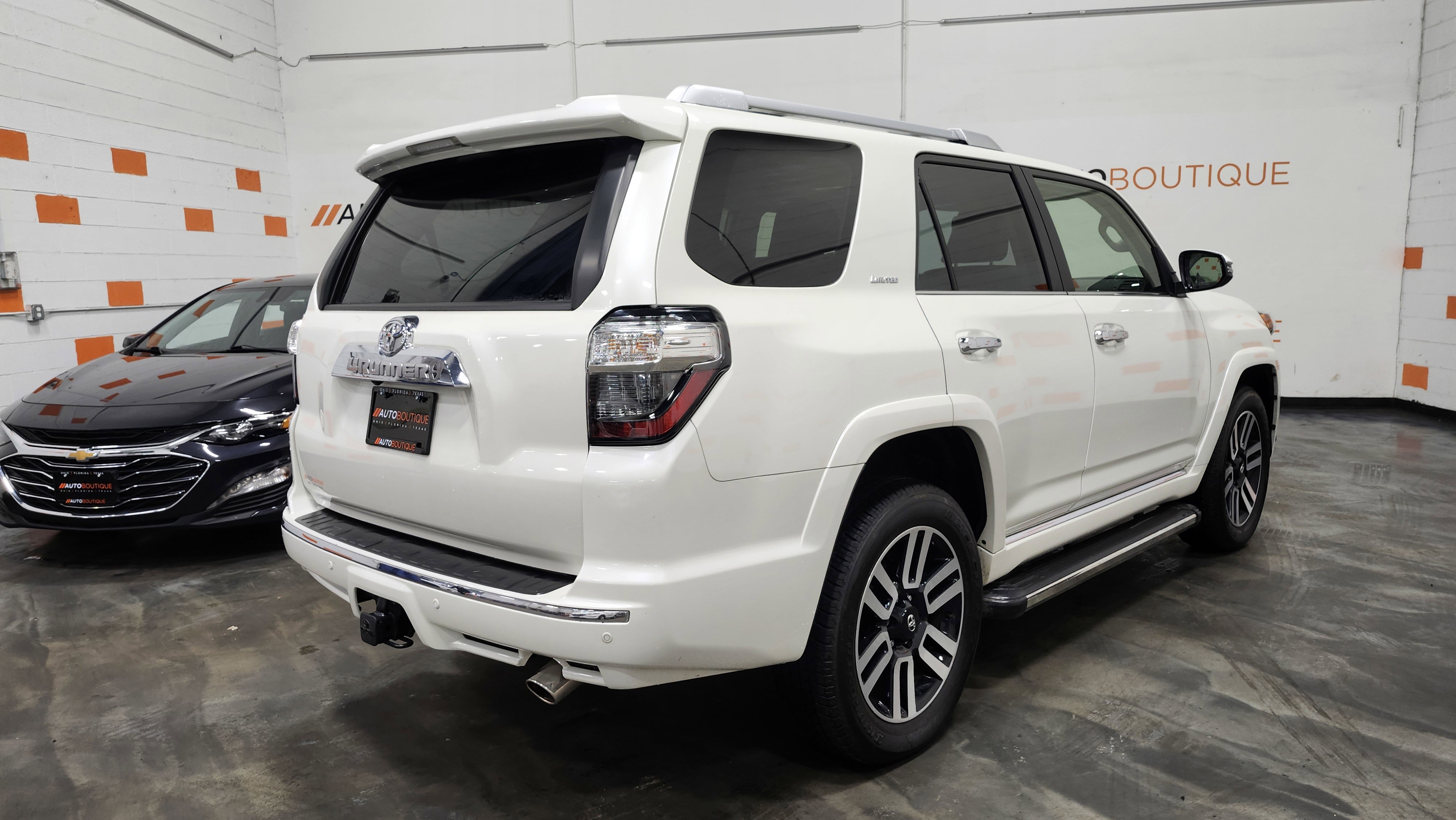 Used 2023 Toyota 4Runner Limited image 17