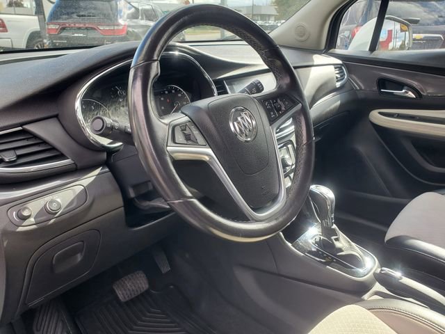 Used 2021 Buick Encore Preferred image 13