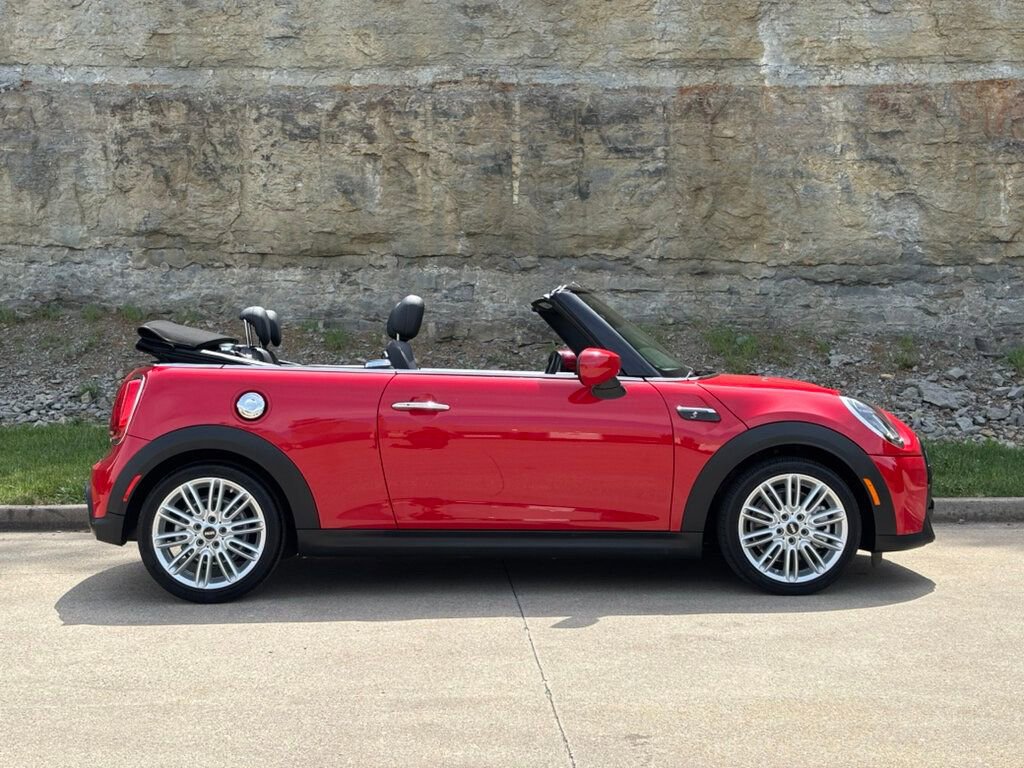 Used 2024 MINI Cooper S FWD image 6
