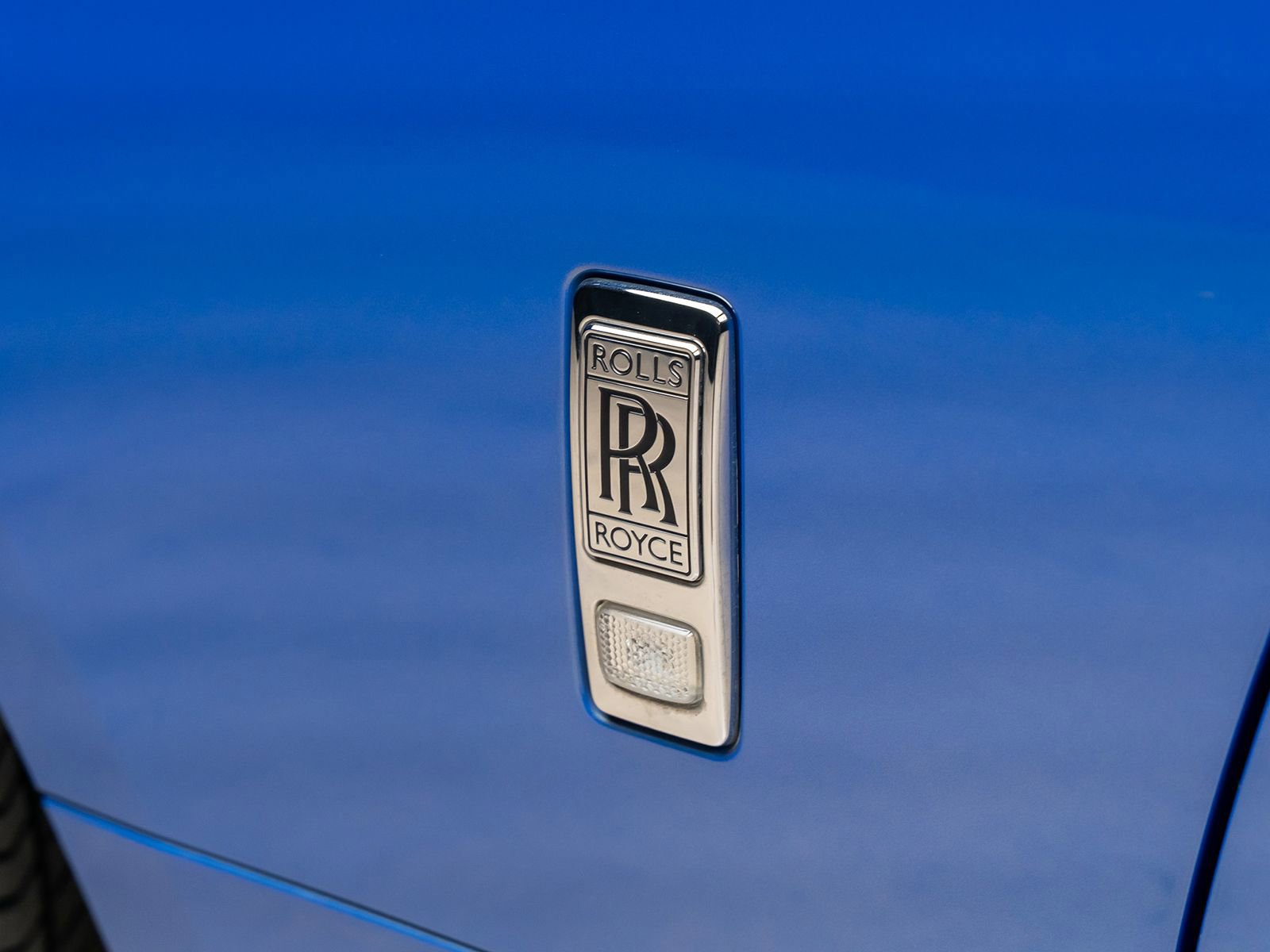 Used 2017 Rolls-Royce Dawn image 17