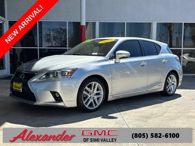 Used 2015 Lexus CT 200h w/ Navigation Package FWD image 8