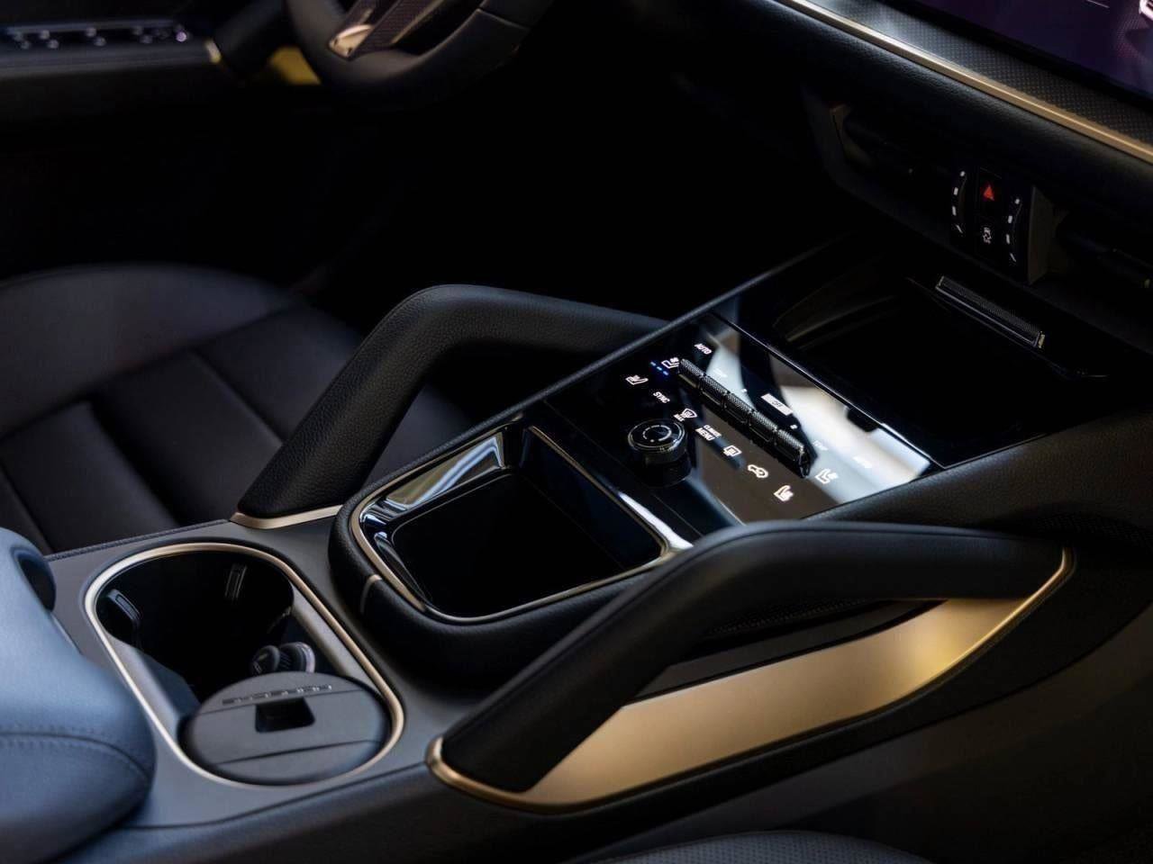 New 2025 Porsche Cayenne S image 53