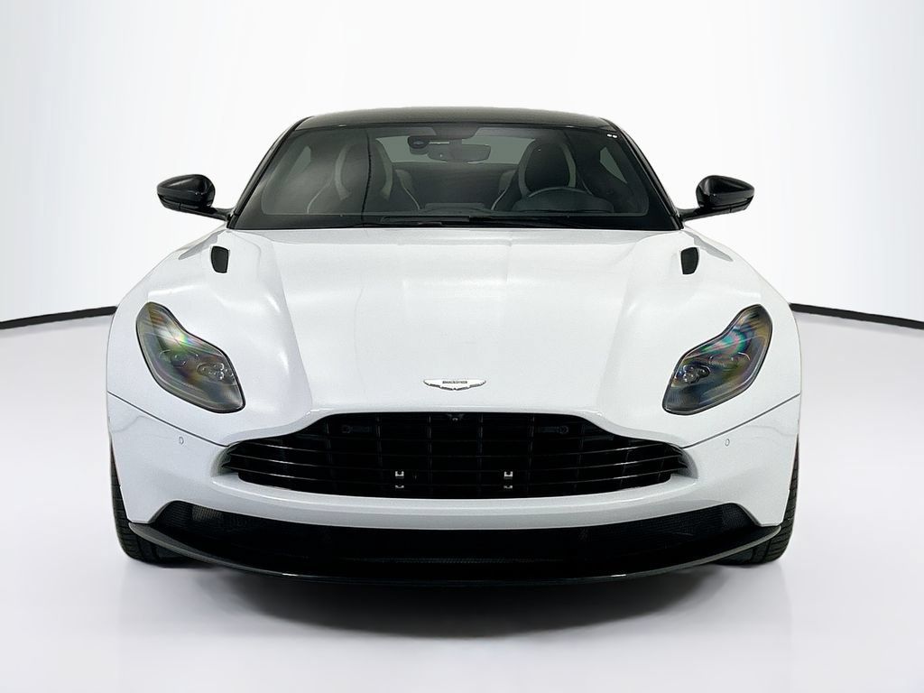 Used 2023 Aston Martin DB11 Coupe RWD image 2