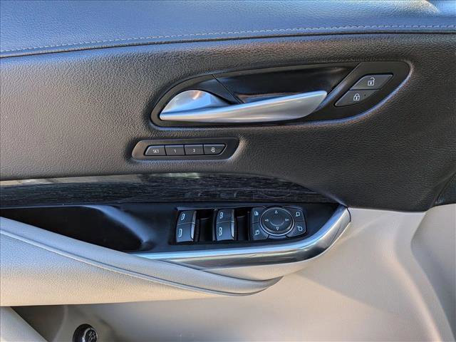 Used 2023 Cadillac XT4 Premium Luxury image 15