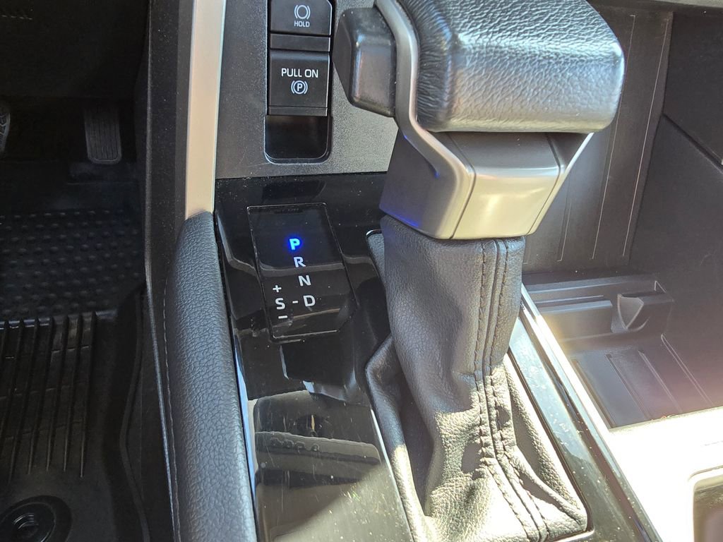 Used 2024 Toyota Tundra Limited AWD/4WD image 25