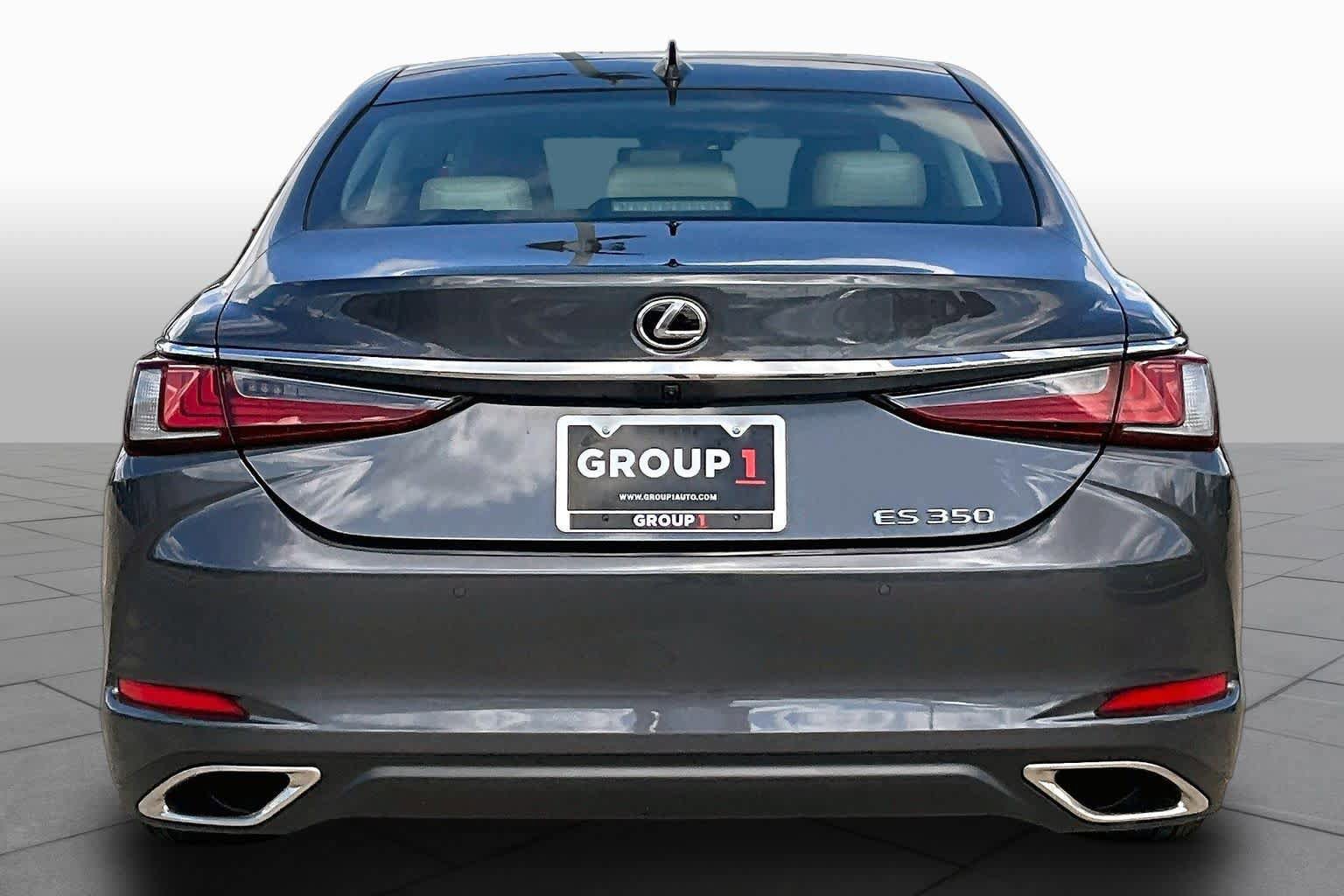 Used 2025 Lexus ES 350 w/ Premium Package FWD image 5