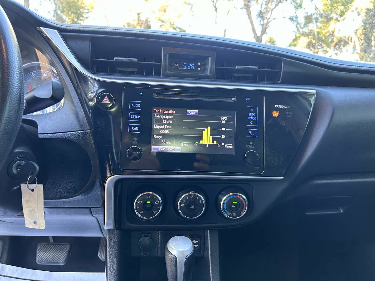 Used 2017 Toyota Corolla L w/ Carpet Mat Package (TMS) FWD image 13