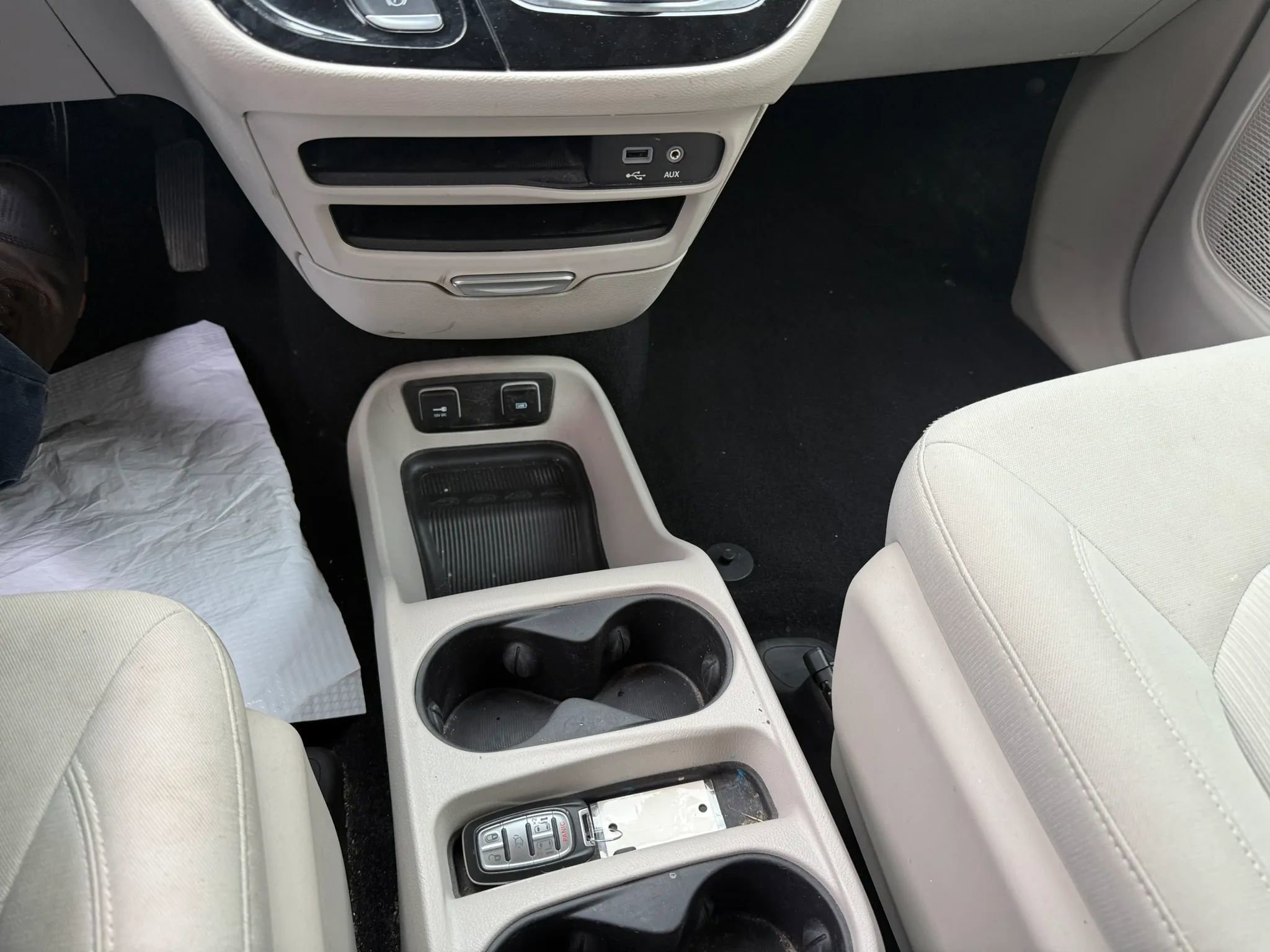 Used 2017 Chrysler Pacifica Touring image 11