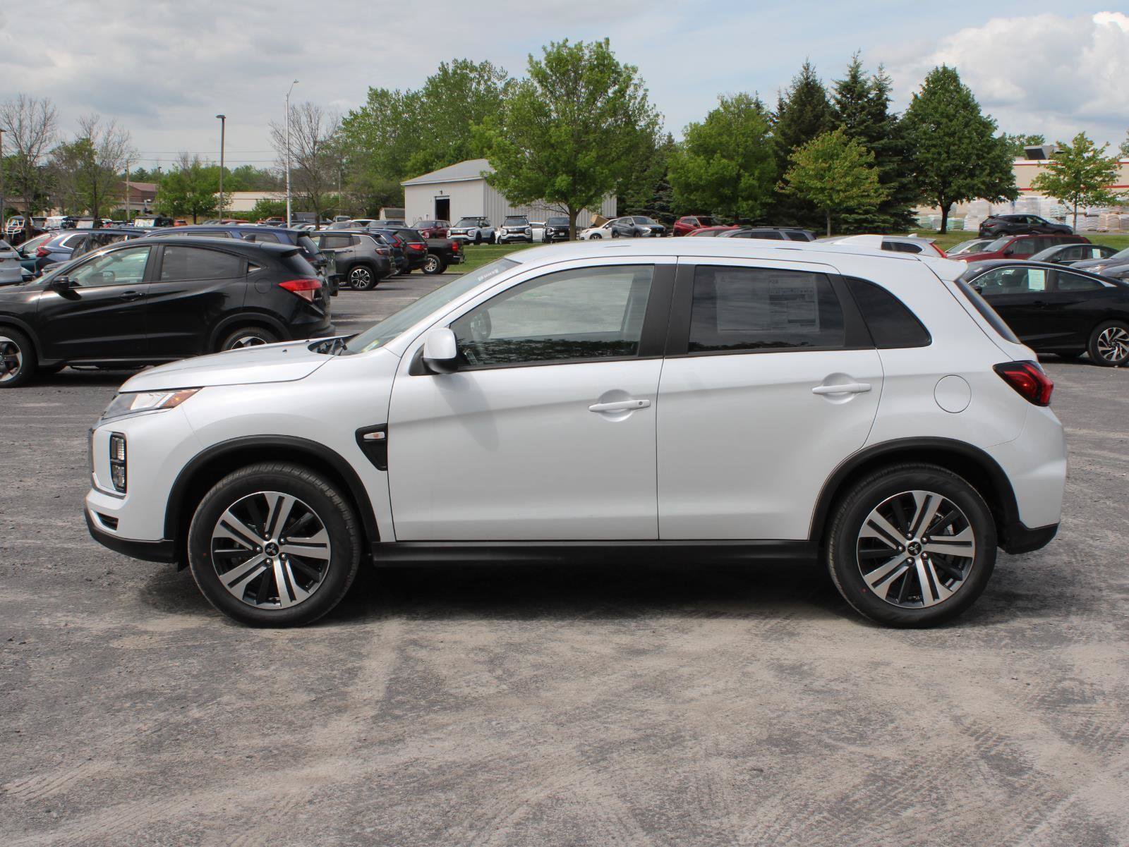 New 2026 Mitsubishi Outlander Sport ES AWD/4WD image 5