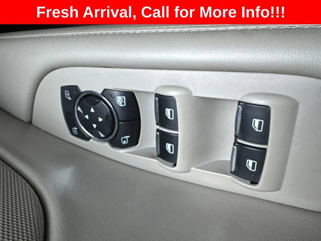 Used 2017 Lincoln MKZ Reserve w/ Technology Package FWD image 18