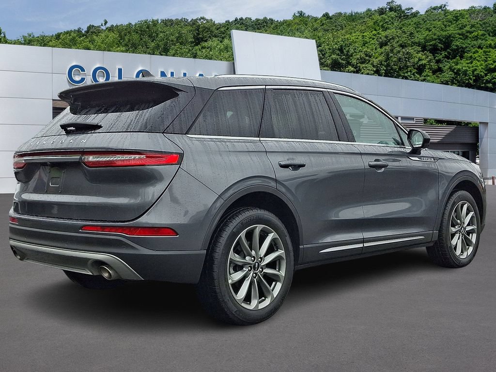 Used 2022 Lincoln Corsair AWD w/ Premium Package image 6