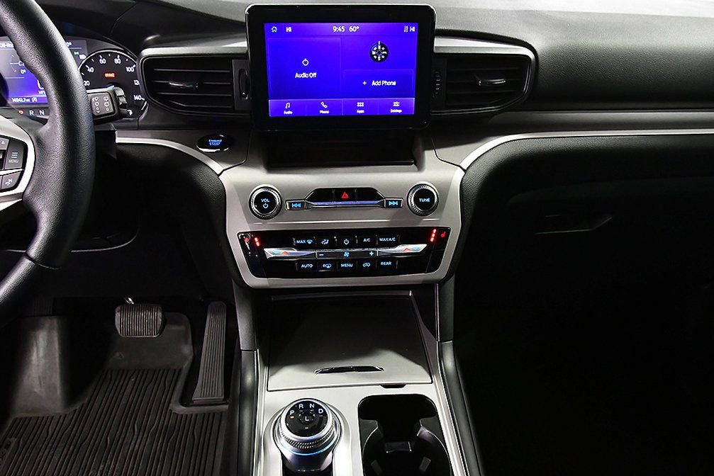 Used 2023 Ford Explorer XLT image 27