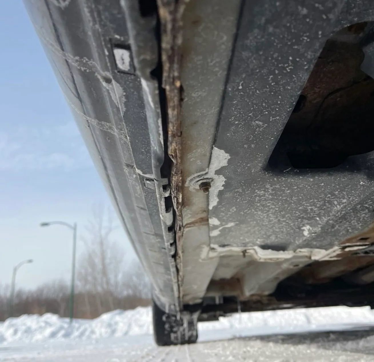 Used 2013 Dodge Avenger SE image 12