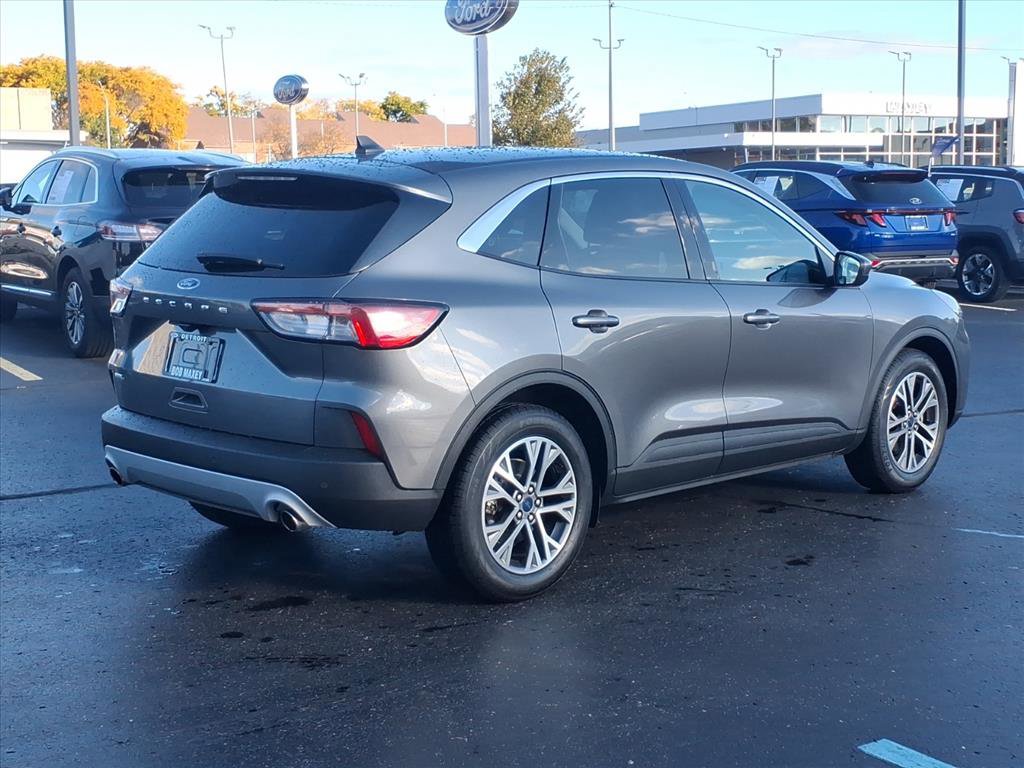 Used 2022 Ford Escape SEL image 4