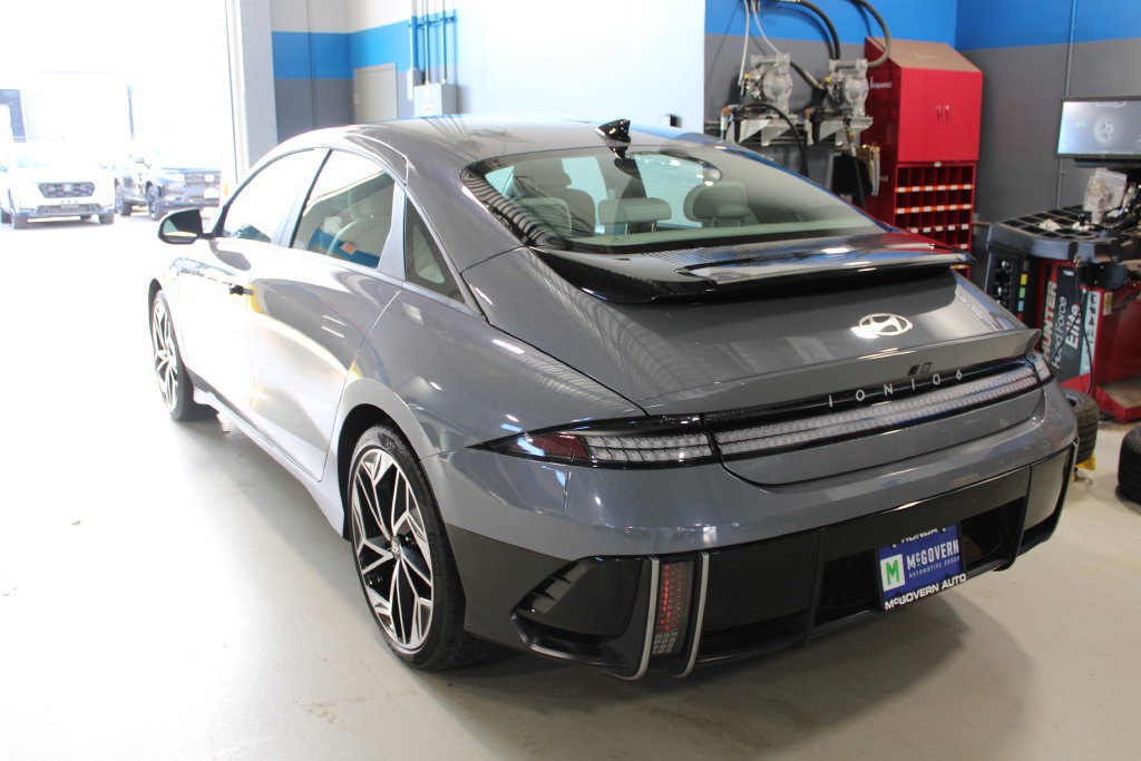 Used 2023 Hyundai Ioniq 6 SEL AWD/4WD image 25