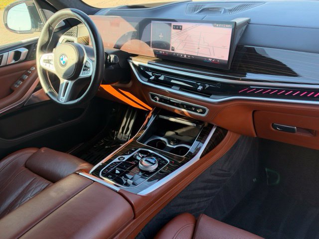 Certified 2025 BMW X7 M60i AWD/4WD image 30