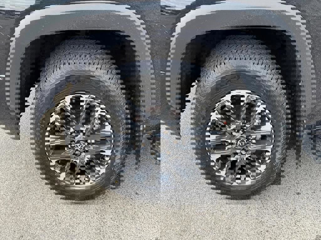 Used 2022 Toyota Tundra SR5 image 16