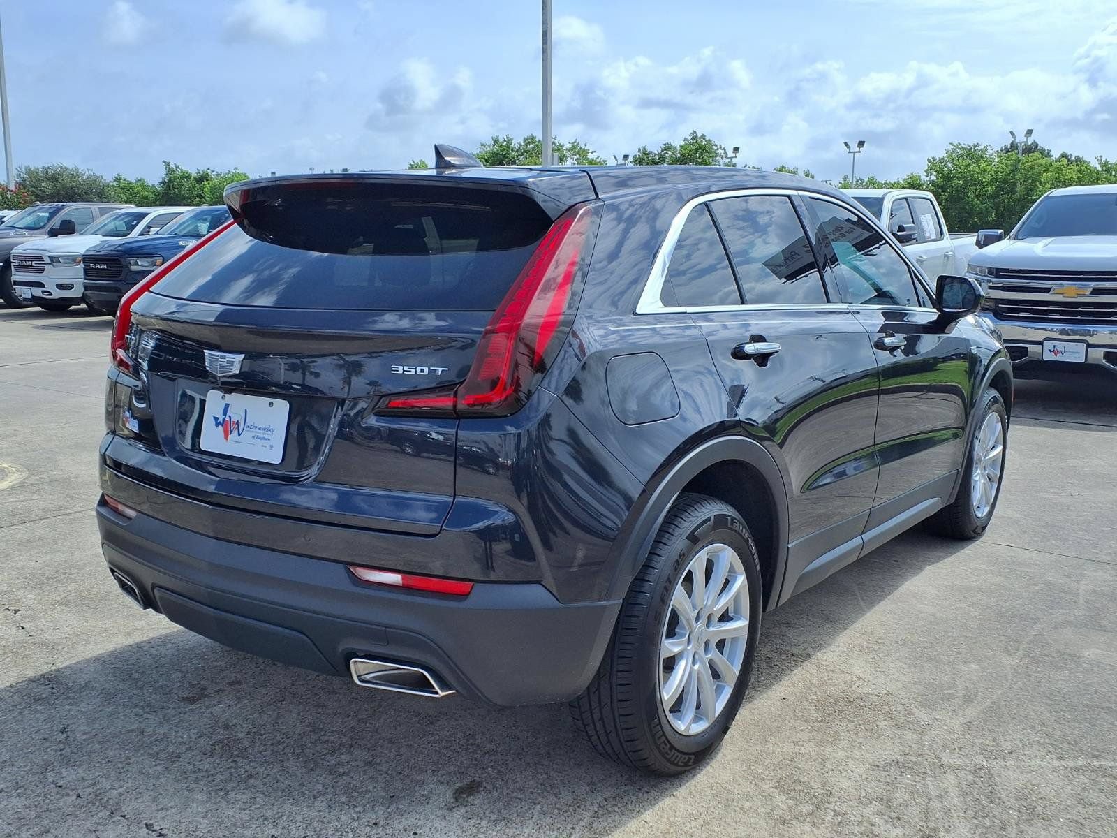 Used 2022 Cadillac XT4 Luxury FWD image 5