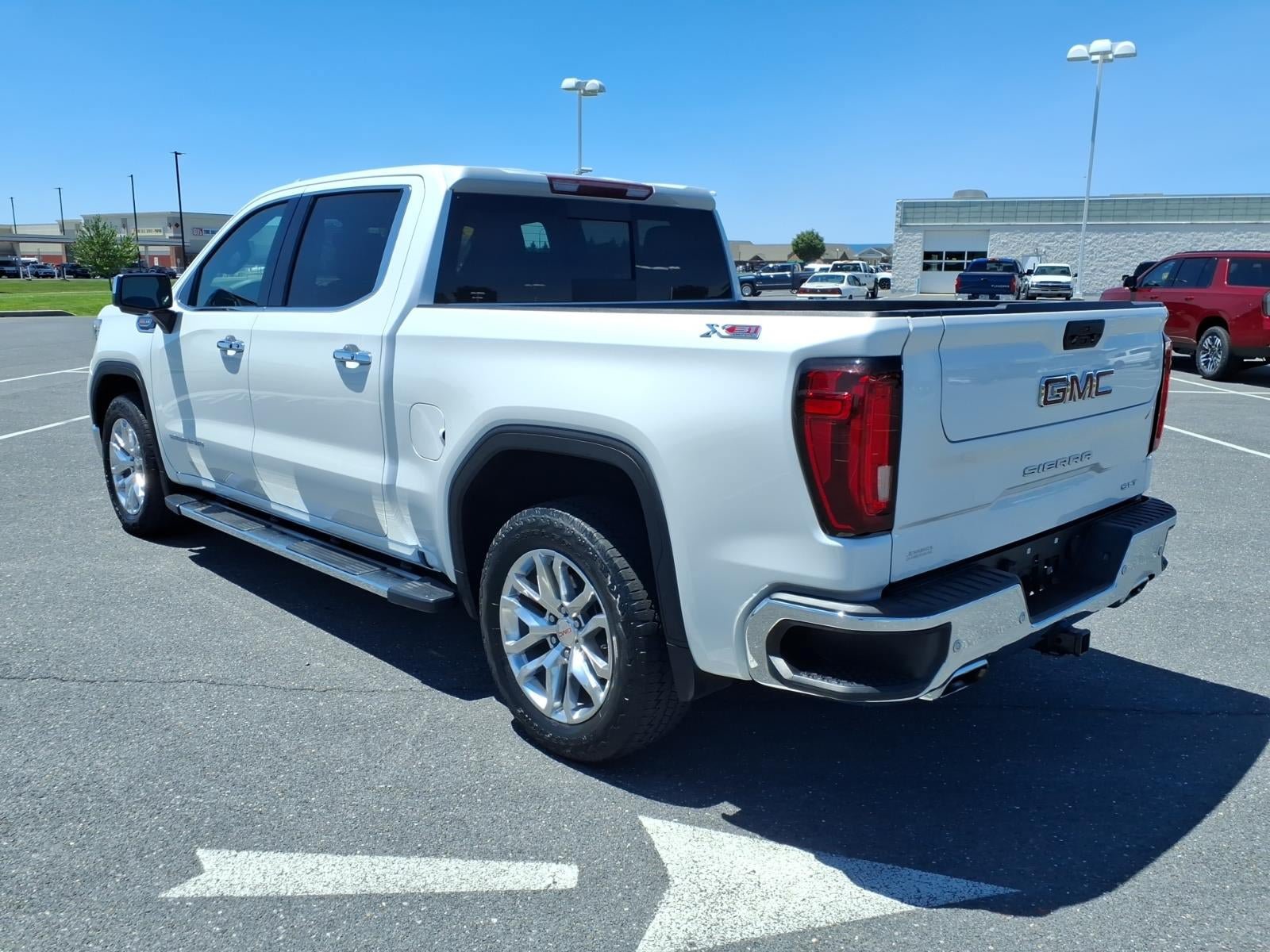 Certified 2022 GMC Sierra 1500 SLT w/ SLT Premium Plus Package AWD/4WD image 7
