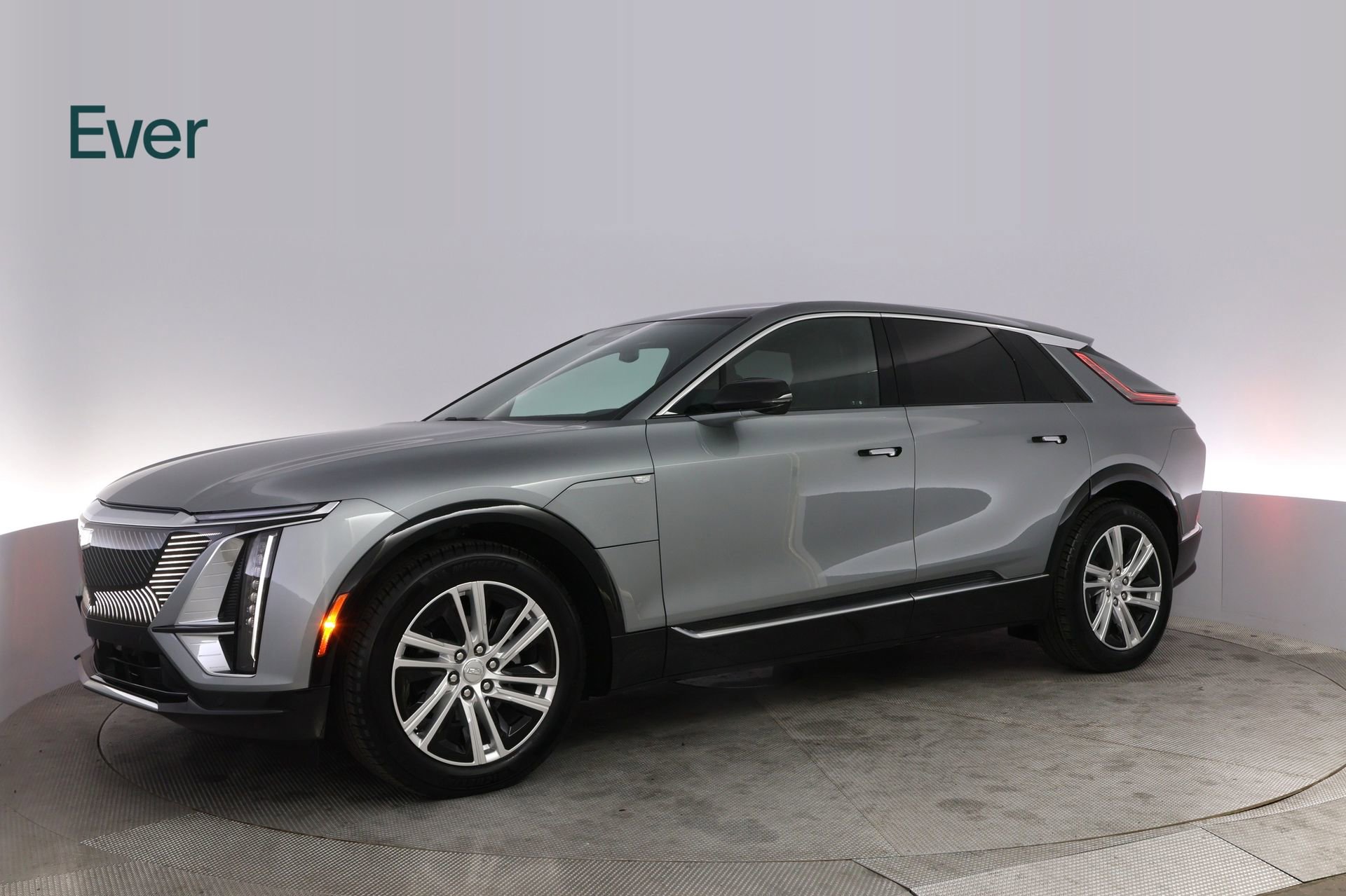Used 2024 Cadillac Lyriq Tech AWD/4WD image 18
