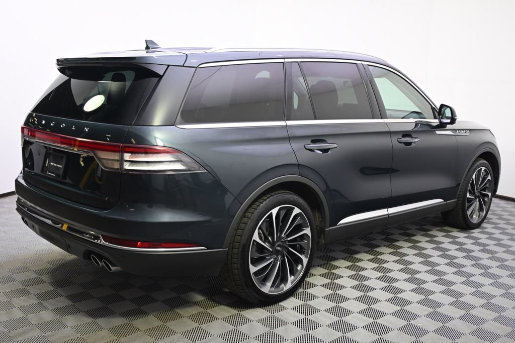 Used 2021 Lincoln Aviator Reserve w/ Equipment Group 202A image 7