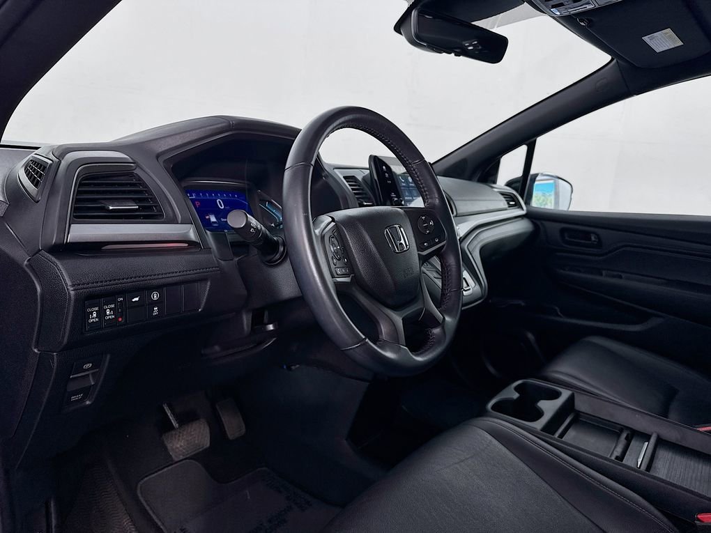 Used 2024 Honda Odyssey Sport image 12