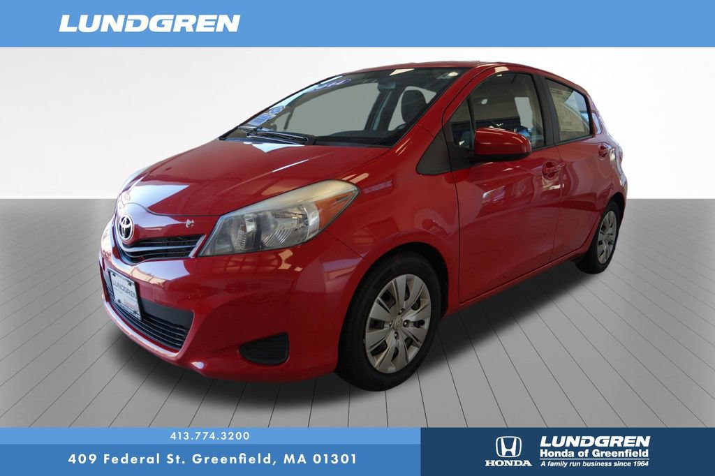 Used 2014 Toyota Yaris LE FWD image 3