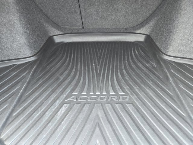 Used 2019 Honda Accord EX-L image 32