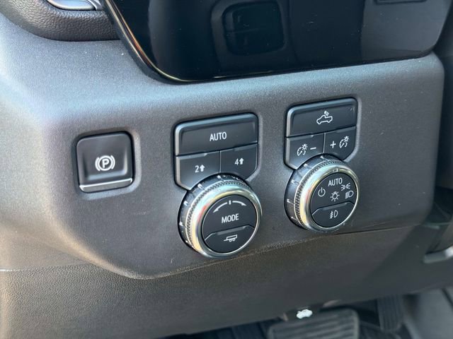 Used 2025 GMC Sierra 1500 Elevation image 24