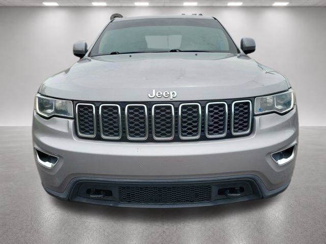 Used 2017 Jeep Grand Cherokee Laredo w/ Quick Order Package 23E AWD/4WD image 9