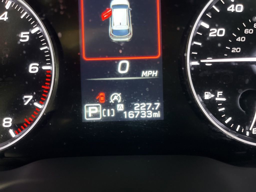 Used 2024 Subaru Crosstrek 2.5i Limited image 2