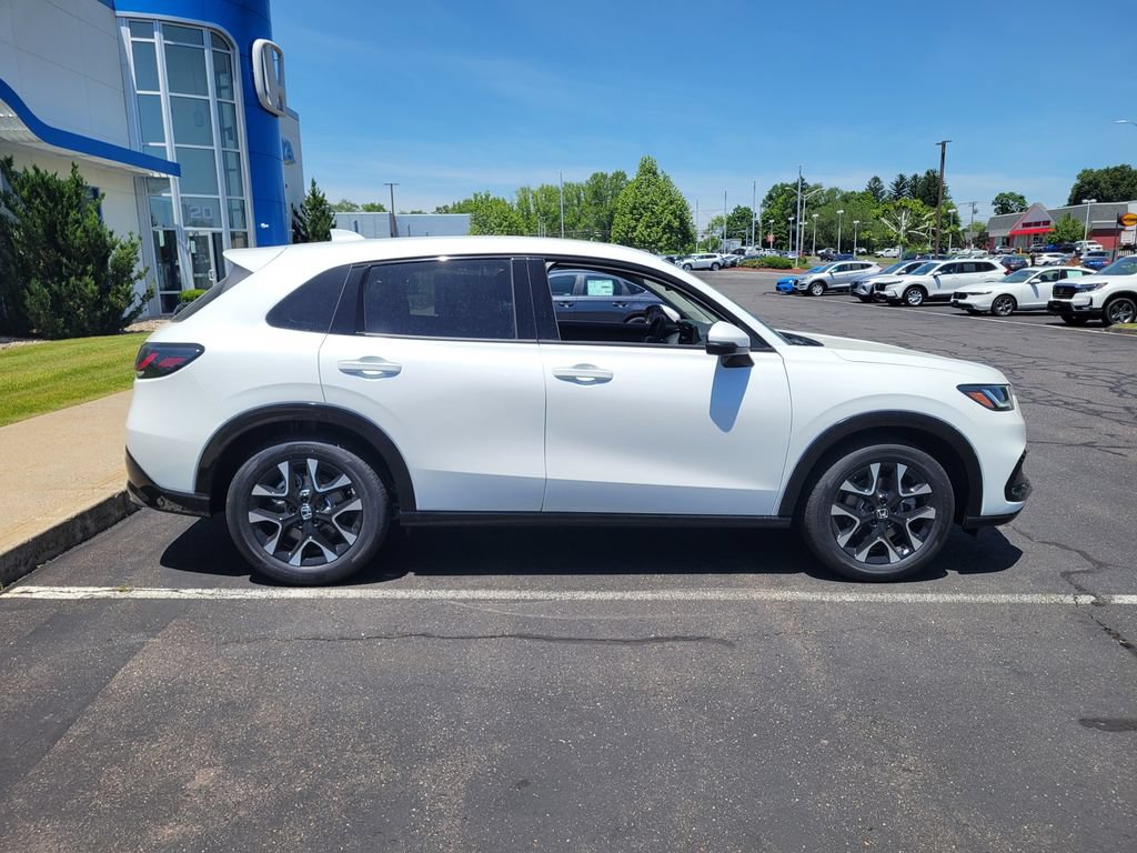 New 2027 Honda HR-V EX-L image 2