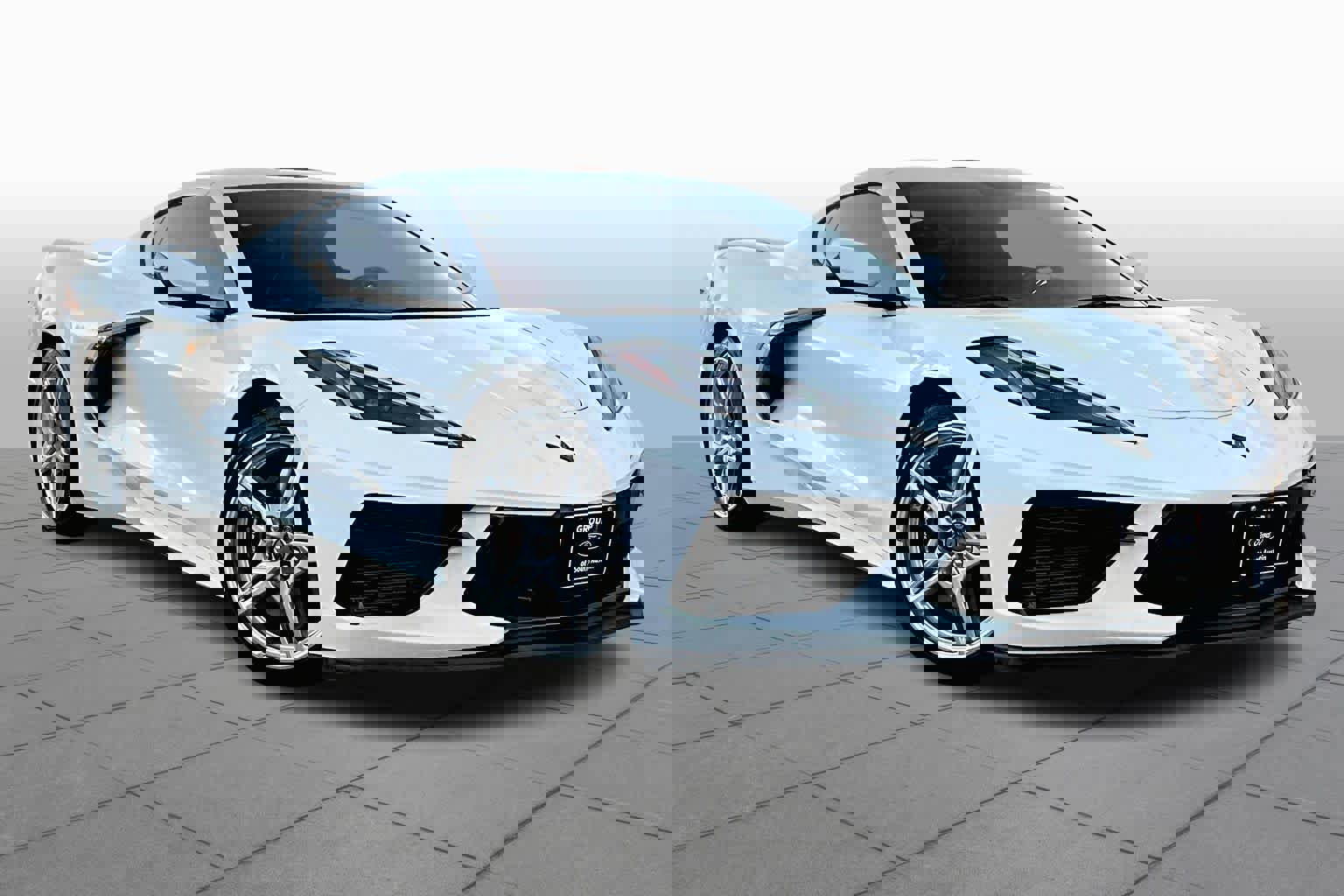 Used 2022 Chevrolet Corvette Stingray Coupe w/ Z51 Performance Package image 2