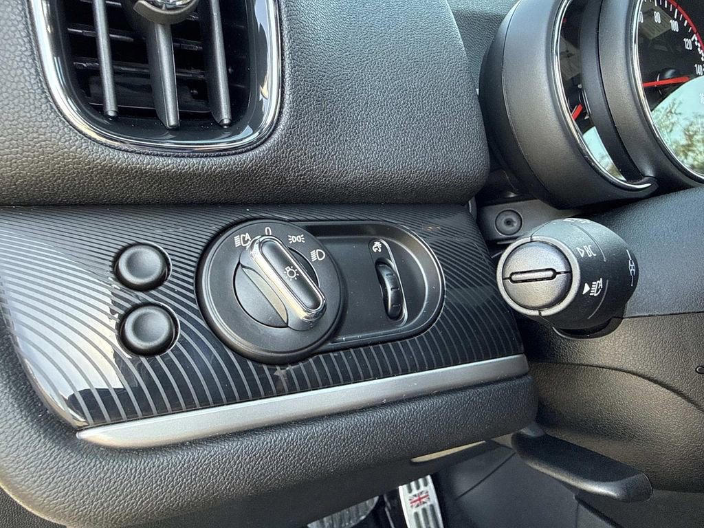 Used 2020 MINI Cooper Countryman John Cooper Works image 31