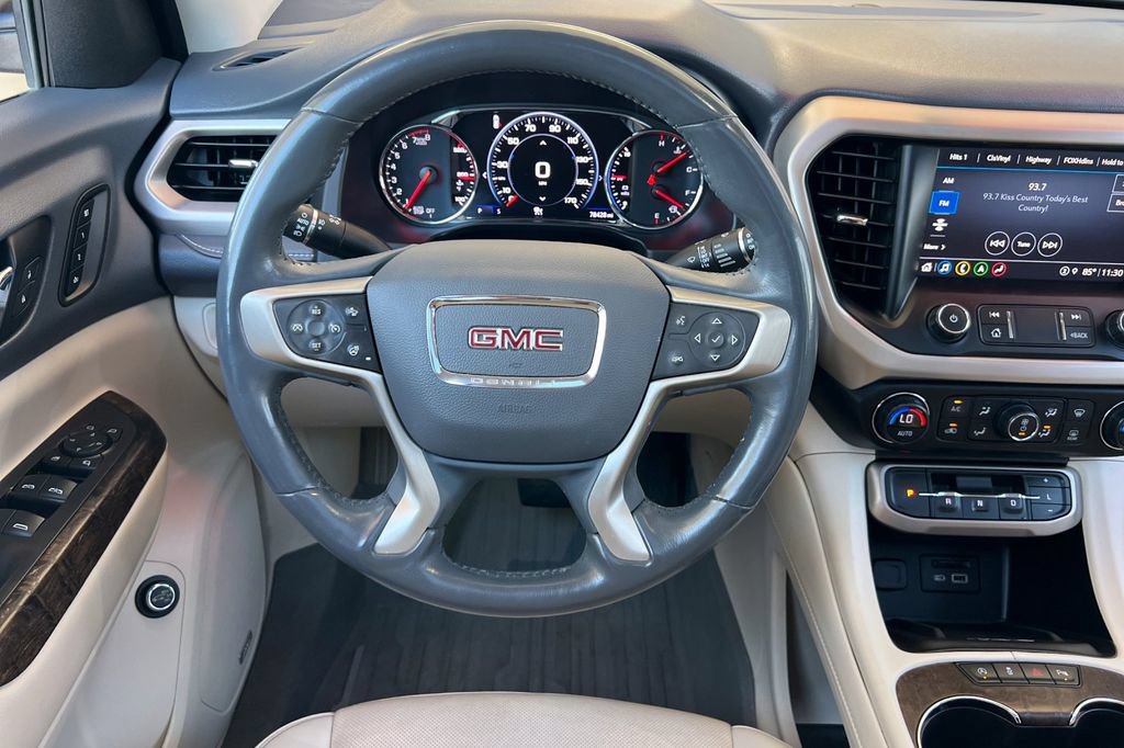Used 2022 GMC Acadia Denali w/ Denali Ultimate Package AWD/4WD image 16