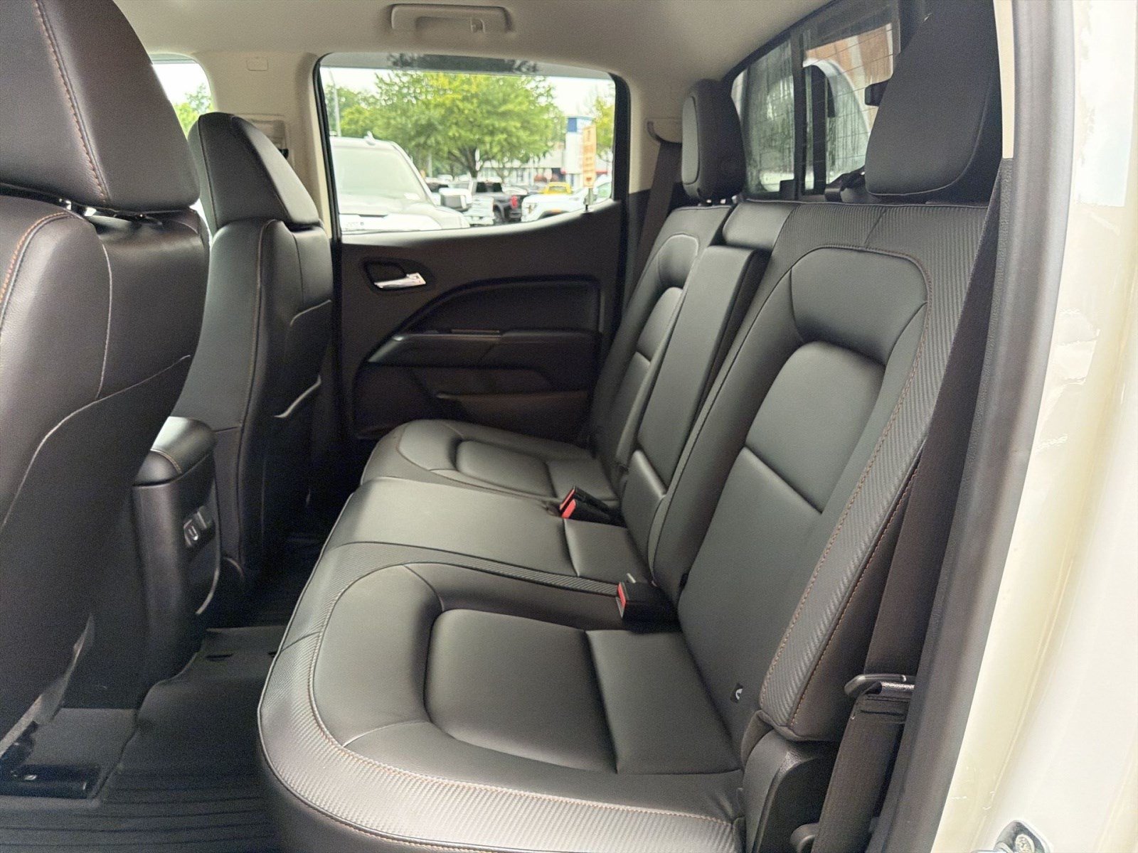 Used 2022 GMC Canyon AT4 w/ Trailering Package AWD/4WD image 23
